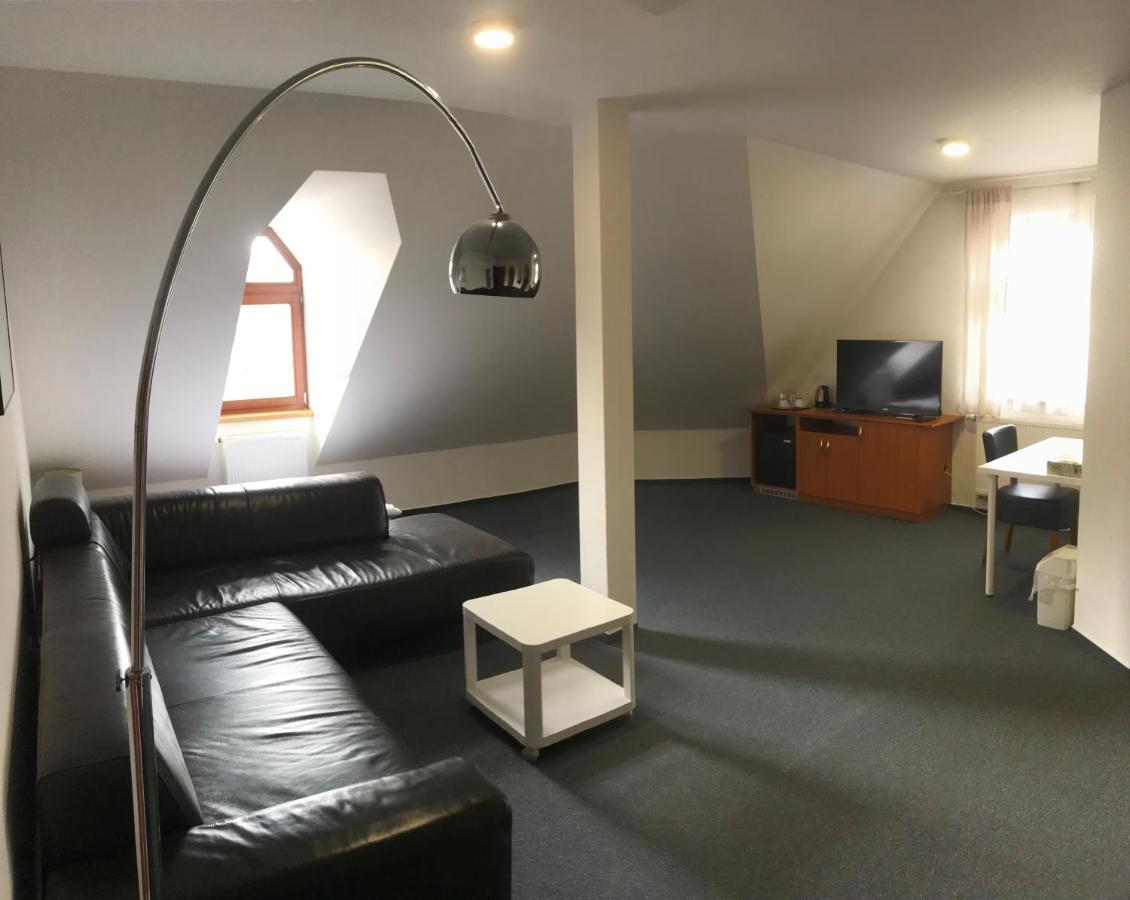 Rakovník Rozmaryn Rooms & Apartments المظهر الخارجي الصورة
