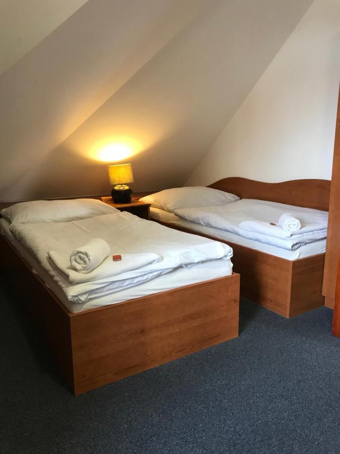 Rakovník Rozmaryn Rooms & Apartments المظهر الخارجي الصورة