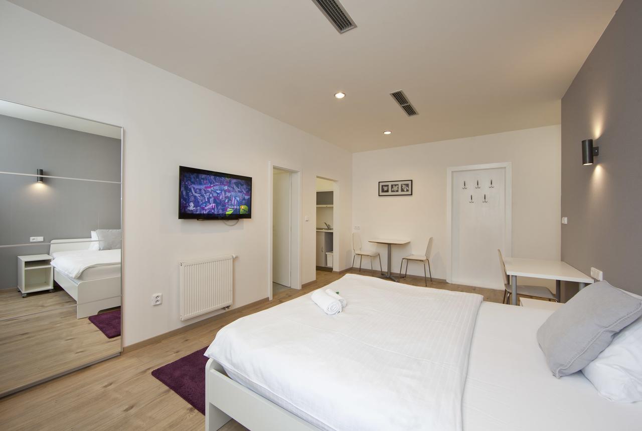 Rakovník Rozmaryn Rooms & Apartments المظهر الخارجي الصورة